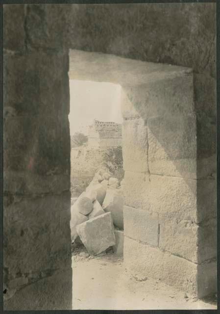 Caracol, looking through west doorway toward Red House