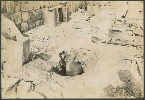 Caracol, bowl buried in lower terrace