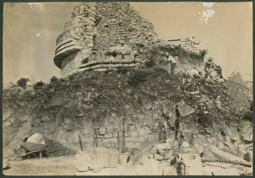 Caracol, east side of upper terrace