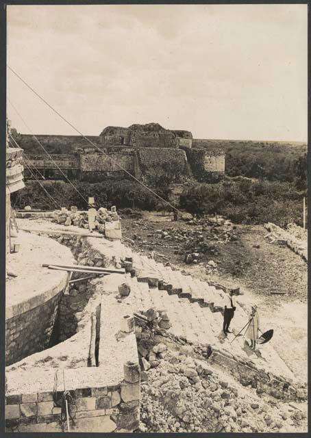 El Caracol, 1929 circular platform and west stairway, view from north