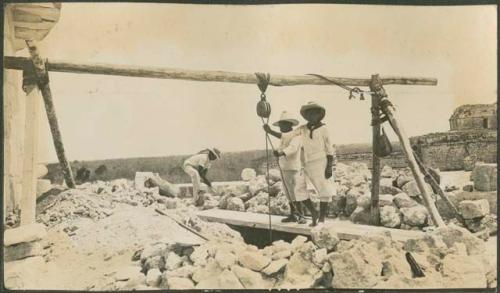 Caracol, excavation of circular substructure