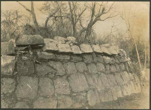 Casa Redonda, talud and cornice of building after excavation