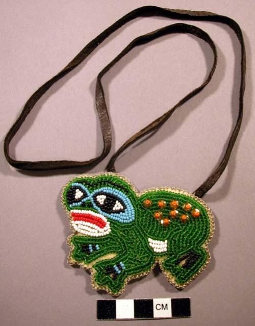 Pendant, beaded frog figure