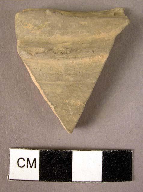 Potsherd with raised moulding - gray minyan