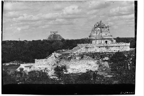 Caracol, view from Monjas before repair of tower and SW corner of lower platform