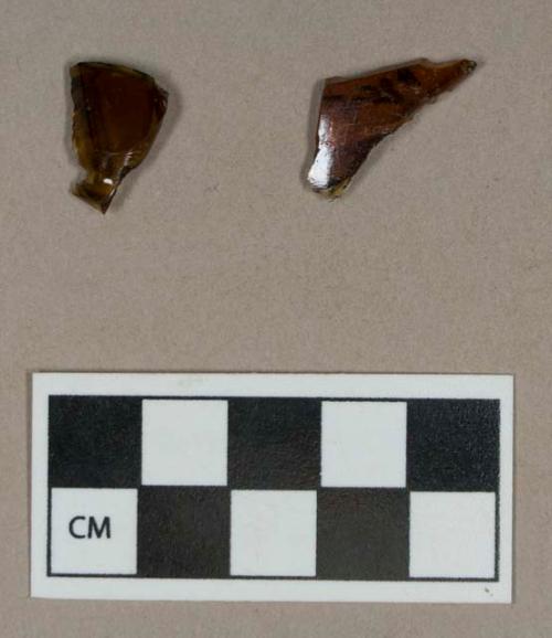 Glass, amber bottle body fragments