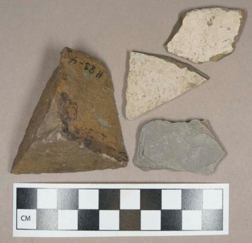 Organic/raw material, stone fragments