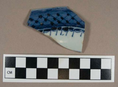 Ceramic, blue painted Chinese porcelain rim sherd