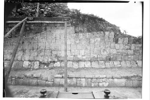 Masonry of interior 11, south corridor wall, west of doorway at Mercado.