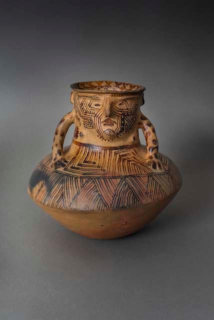 Pottery vessel - 20th century