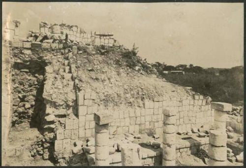 Temple of Wall Panels, showing filled in well and part of stairway