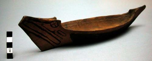 Model of canoe in wood