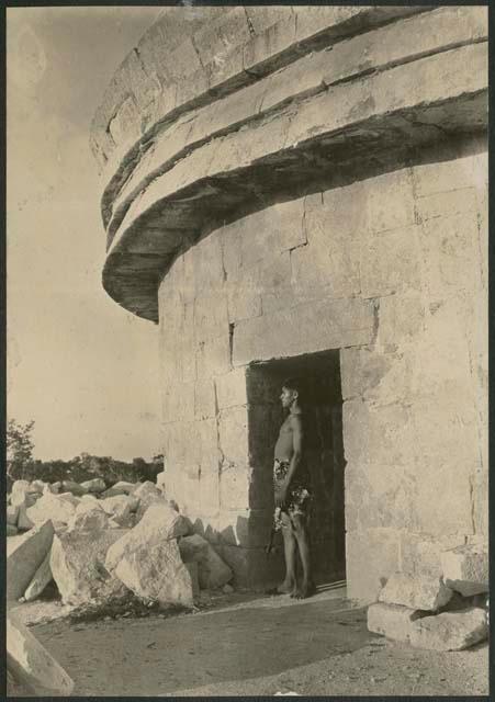 Monjas, boy in front of stairway to third story