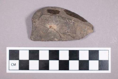 Chipped stone, uniface fragment, possible scraper