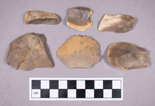 Chipped stone, flakes and non-cultural fragments