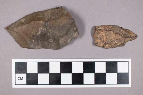 Chipped stone, uniface fragment, possible scraper