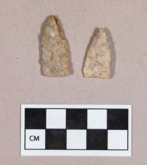 Chipped stone, projectile points, triangular