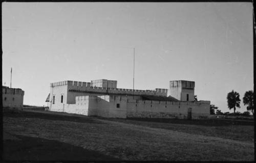 Structure, possibly a fort