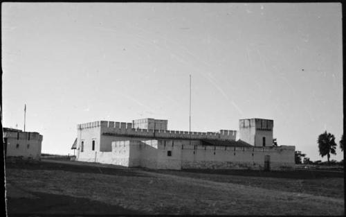 Structure, possibly a fort