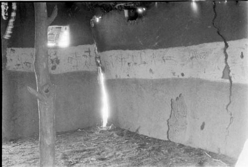 Okwa hut wall drawings