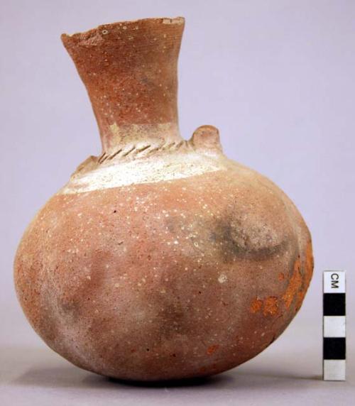 Red pottery jar