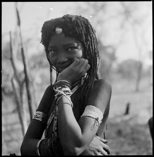 Shamba or N!ame, wife of Majolo, close-up