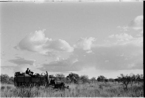 Expedition truck, side view