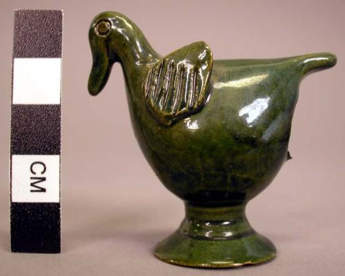 Ceramic miniature bird figurine or vessel