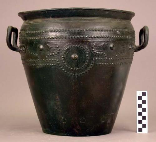 Bronze bucket of the treasure of hajduboszormeny - plaster cast