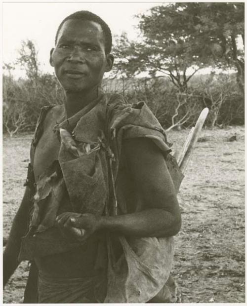 Standing portrait of Ngwagetse (print is a cropped image)