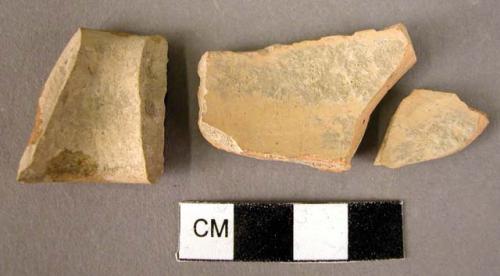 3 pottery cylix fragments