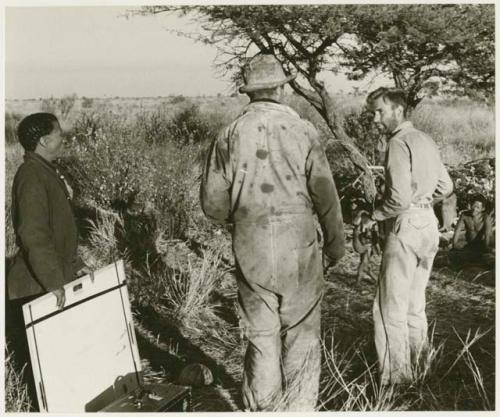 Casper Kruger, Daniel Blitz and Dabe working at the sound sync (print is a cropped image)