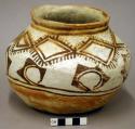 Jar, polacca polychrome style c. linear design. 13.9 x 19.0 cm.