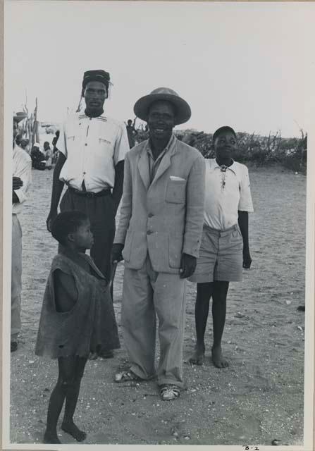 Mopare, his brother, and two children




