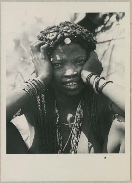 ¯/Hi, wife of Macusi (son of / Tshombe and _Tao), sister of Tshombe and of Naka (print is a cropped image)