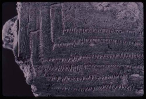 Grotte du Tai Detail Angle Down  - incised stone