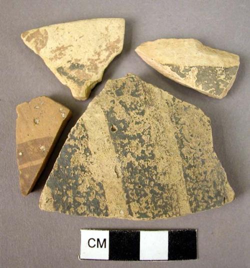 Pottery rim sherd, 4 potsherds - matt painted ware