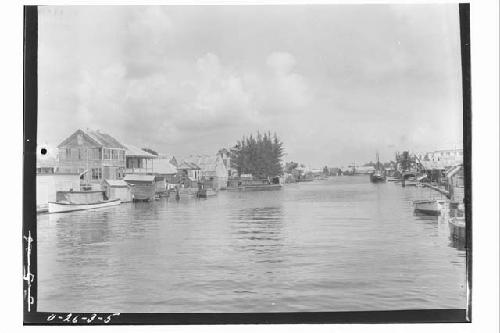 Looking up River from Swing Bridge