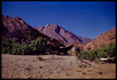 Scenery, Mountains: Expedition camp, with mountains in the background