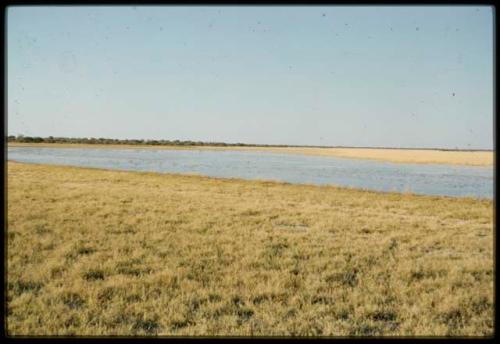 Scenery, Pan: Pan at Thinthuma filled with water