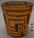 Cylindrical basket made for trade purposes, waste baskets.
