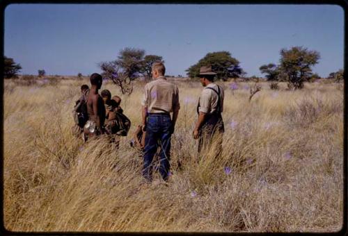 Gai, Tsekue with N!whakwe and two other people going to gather tsama melons, John Marshall and Wilhelm Camm with them