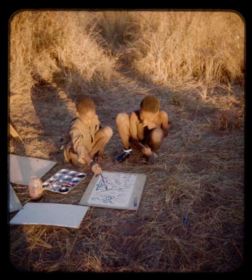 /Gao (son of "Old Gau") painting with /Gishay (son of "Old Gau")