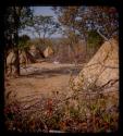 Hitching post and huts in Meri Catinga's kraal