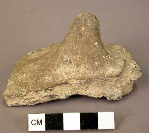 Potsherd with squared lug