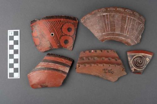 Sherd collection of types (P) (27)