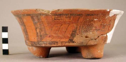 Yojoa polychrome low tripod pottery bowl