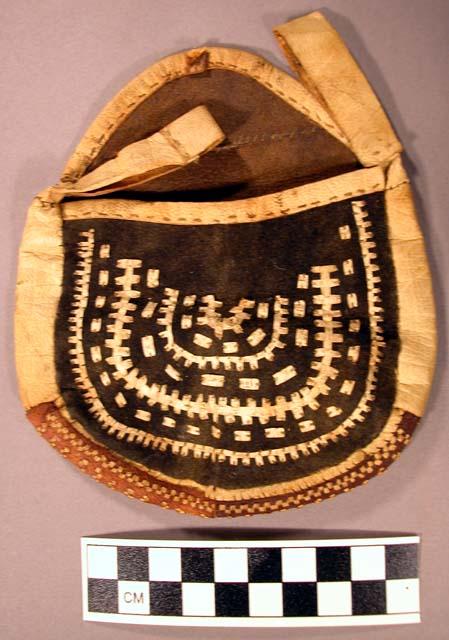 Small decorated leather bag