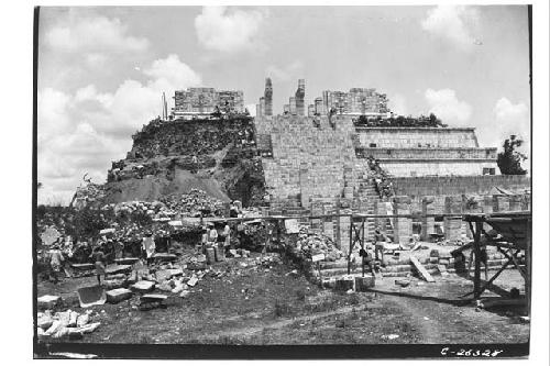 T. of War. from W. looking E. excavation of NW Col. & Buried Temple in progress
