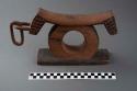 Wooden headrest, circular body